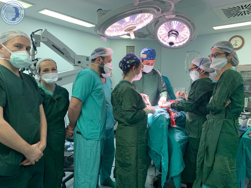 Baş Boyun ve Tiroid Cerrahisi Okulu Öğrencileri Klinik Ziyaretileri 3.Gün galeri resimleri